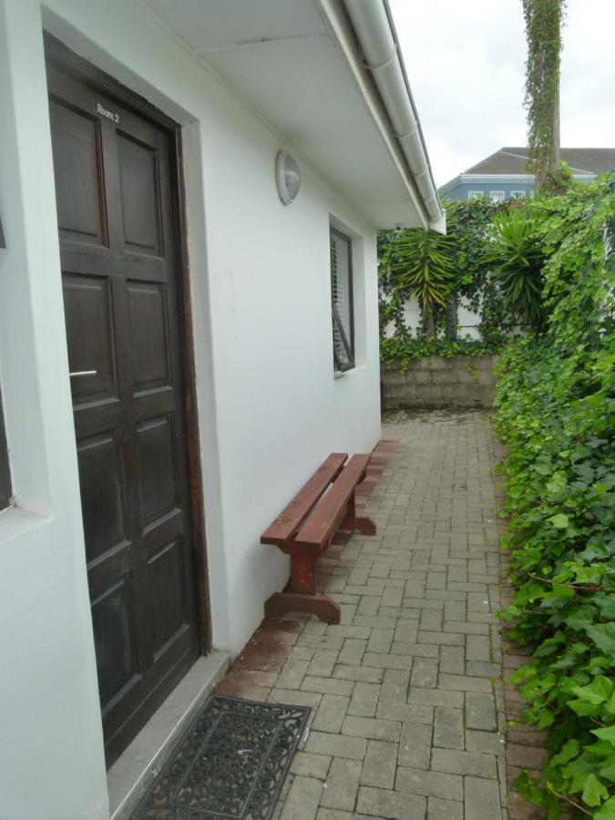 Eland Place Self Catering Guest House Beacon Bay المظهر الخارجي الصورة